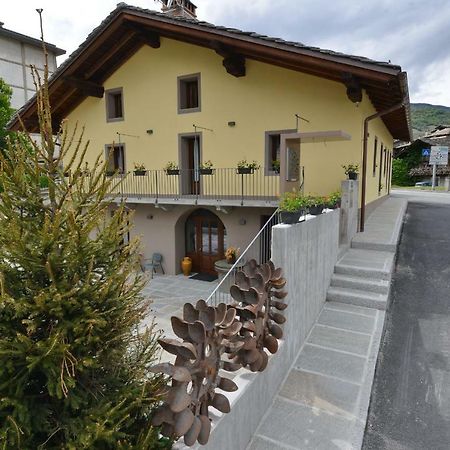 Vecchio Mulino Guest House Aosta Exteriör bild